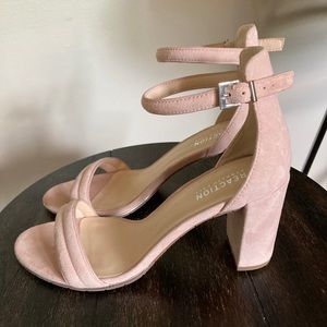 Light pink/nude Kenneth Cole heels